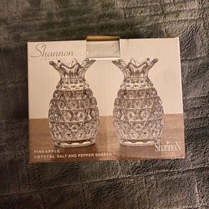 Shannon Pineapple Crystal salt and pepper shakers